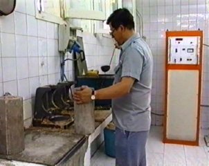 TRABAJADOR MUESTRAS LABORATORIO